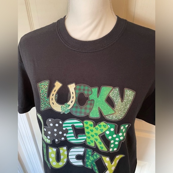 Gildan 100% Heavy Cotton Custom St. Patrick’s Day Graphic T-shirt Women’s Medium - Picture 11 of 13